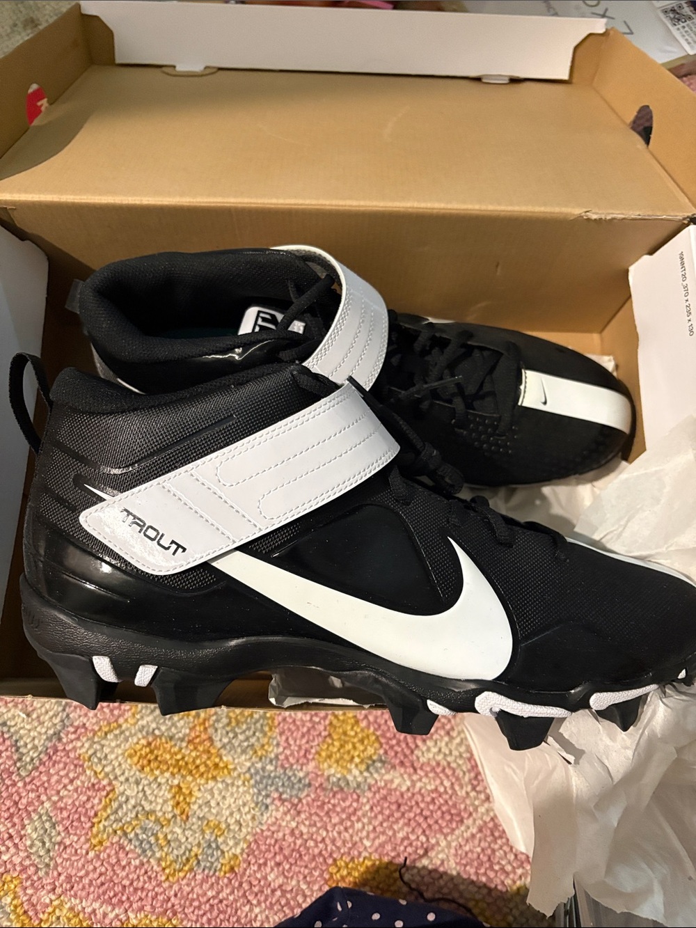 Nike Black and White Cleats with Strap - Football Sneakers